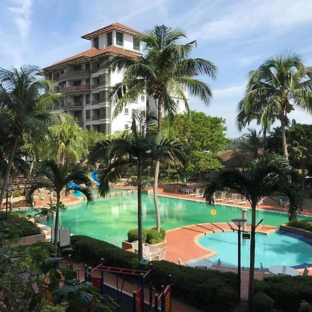 Rezeki Mahkota Hotel Malacca Exterior photo